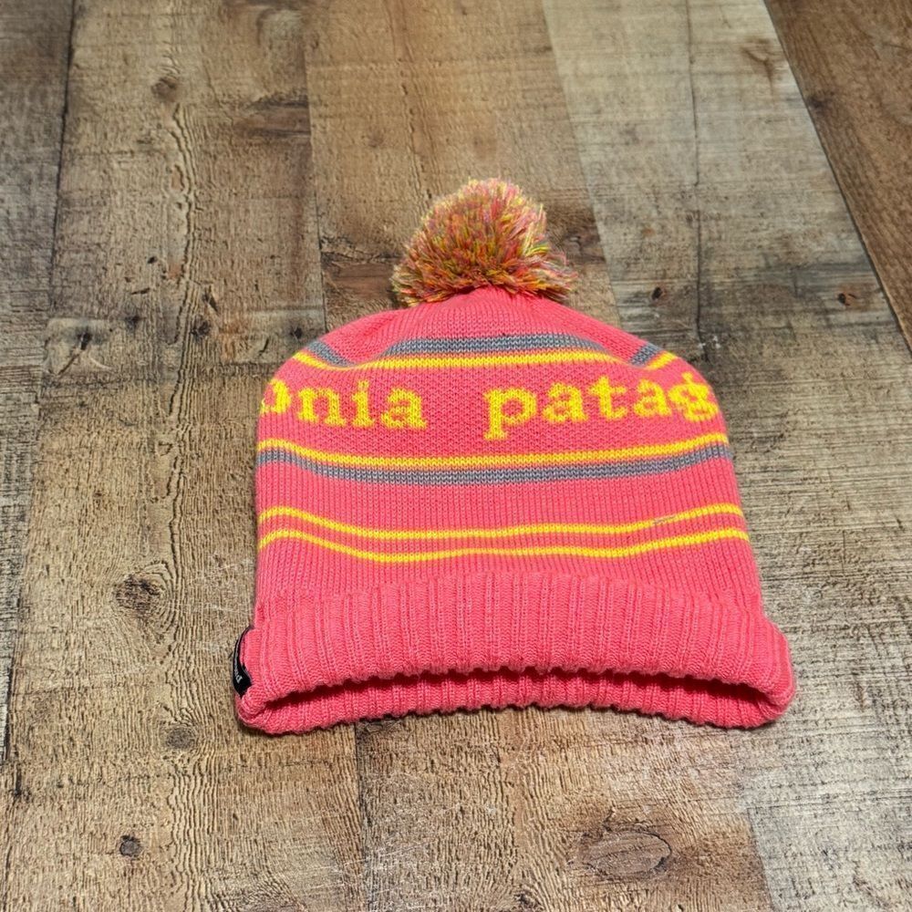 Patagonia Multicolor Women's Polyester Stretch Logo Cuffed Pom Hat